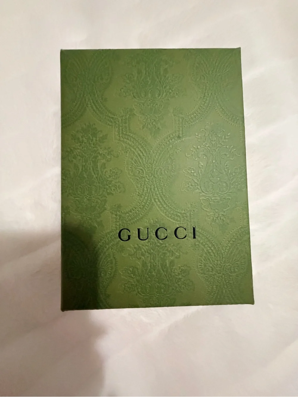 Gucci Beige Script Zip Wallet with Gold Logo - Picture 3 of 8